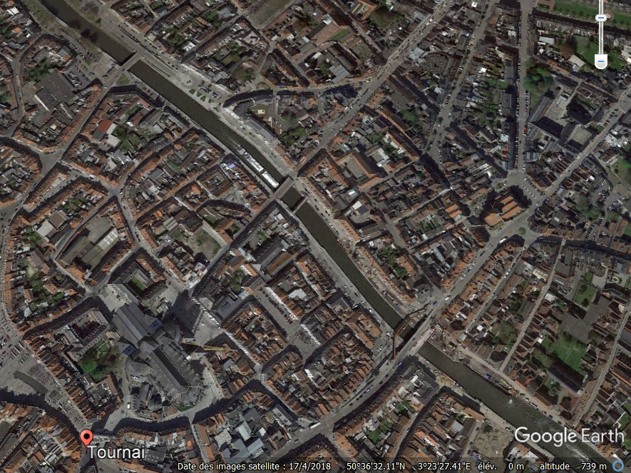 Circuler dans un milieu urbain, Tournai : Un parcours Google Earth en histoire et géographie
